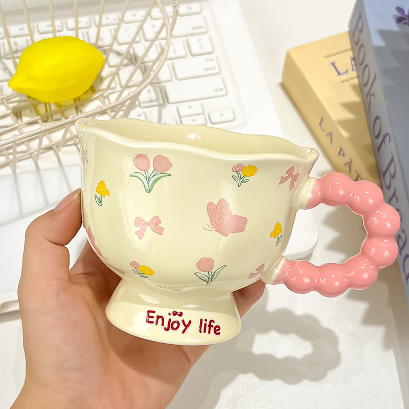Tasse simple tulipe papillon