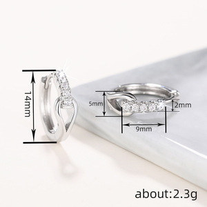 Pendientes Elegantes Tipo Ear Cuff para Mujer, Diseño Simple, Accesorios para el Oído de Uso Diario - Product Image 4
