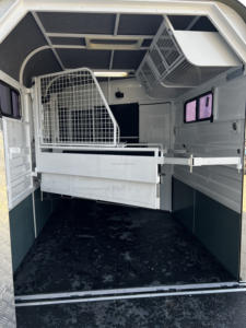 2025年露营马车拖车 <span class=keywords><strong>2</strong></span>匹马拖车 澳大利亚标准豪华马车拖车 - Product Image 6