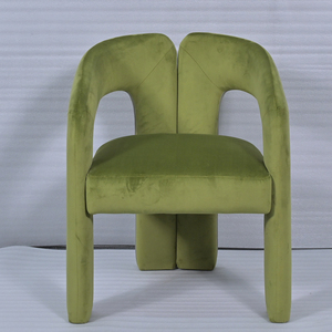 Sillón de Estilo Moderno Personalizado, Tapizado en Terciopelo Color Crema, para Eventos y Fiestas de Boda, con Respaldo Suave - Product Image 3