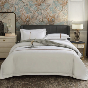 Juego de edredón de algodón con estampado Floral suave tamaño King de alta calidad personalizado al por mayor de fábrica incluye sábana ajustable para Hotel - Product Image 1