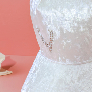 Casquette de baseball en velours doux pour femmes, luxe automne-hiver, avec strass, personnalisée, doublure en satin - Product Image 5