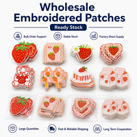 Lot de patchs brodés fraises pour grossistes – Appliques thermocollantes mignonnes en forme de fruits pour vêtements, vestes, sacs, chapeaux, décoration DIY