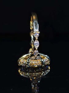 Anillo de Diamantes Solitario de Lujo al por Mayor con Diseño Elegante, Regalo de Joyería para Propuesta de Matrimonio, Boda y Cumpleaños en Venta - Product Image 3