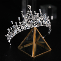 Couronne de mariée en alliage avec strass pour concours de beauté, idéale pour mariage et anniversaire (vente en gros)