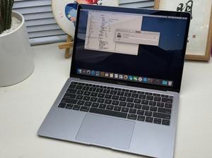 <span class=keywords><strong>MacBook</strong></span> <span class=keywords><strong>Air</strong></span> 2019 A1932 ขนาด 13 นิ้ว สภาพ 95%  <span class=keywords><strong>Intel</strong></span> I5 แรม 16GB SSD 256GB ตัวเครื่องโลหะ คีย์บอร์ดภาษาอังกฤษ แล็ปท็อปปรับสภาพใหม่ - Product Image 2