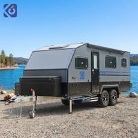 Fabricant de camping-cars, caravanes tout-terrain, fourgons de camping et remorques de camping pour pick-up, conformes aux normes australiennes.