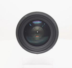 Objectif 35mm f/1.4 Art F d'occasion — Légende du portrait, grande ouverture f/1.4 avec bokeh crémeux, excellent état ! - Product Image 1