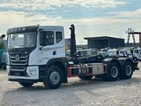 Camion à benne basculante Dongfeng 6x4 à bras articulé, véhicule à bras articulé à double pont