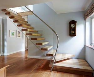 Escaliers flottants cantileverés à marches en bois renforcé, fiables et sécurisés, <span class=keywords><strong>pour</strong></span> espaces commerciaux haut de gamme et design de salles d'exposition - Product Image 3
