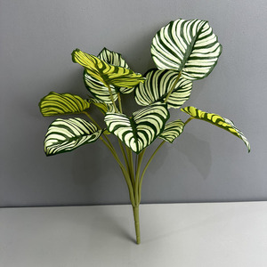 Ramo Decorativo de Vegetación Artificial Realista Hecho a Mano para Decoración del Hogar, Decoración de Jardín, Hierba, Flores Artificiales de Plástico - Product Image 1