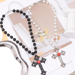 Collar con colgante de cruz y cuentas, gargantilla gótica de aleación de zinc negra, joyería para fiesta - Product Image 4