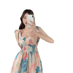 Vestido de Chifón con Estampado de Pintura al Óleo Retro Francés, Cuello Mandarín Elegante y Cintura Natural, Ideal para Vacaciones en la Playa de Sanya, Hainan - Product Image 5