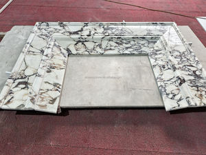 Encadrements <span class=keywords><strong>de</strong></span> cheminée, manteaux et murs <span class=keywords><strong>de</strong></span> cheminée modernes sur mesure <span class=keywords><strong>en</strong></span> marbre Calacatta Viola naturel pour intérieur - Product Image 1