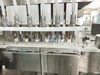 Machine de remplissage de flacons de sérum, 2 têtes, 100 à 500 ml, réglable, haute vitesse, précision de 1 %, contrôle servo, norme GMP, acier inoxydable 316