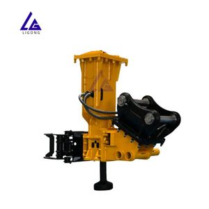 Mini pelle hydraulique à marteau brise-roche pour piquets : Améliore la vitesse d'installation des piquets et des clôtures - Product Image 1