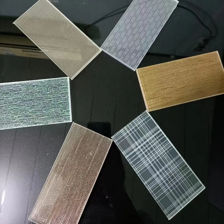 Gradient wired glass with colors in kinds of types and sizes tined laminated fabric glass