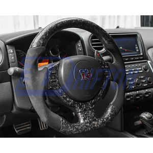 Volant de course en fibre de carbone forgée avec protection UV, finition brillante et mate personnalisée pour Nissan GTR R35 (Drifton) - Product Image 3