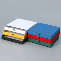 Luxuriöse Schmuckbox aus Karton mit Magnetverschluss, individuellem Logo, Schwammfutter, umweltfreundlichen Recyclingmaterialien, Tragegriff und Ziehband, stabil