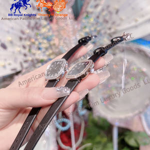 นาฬิกาข้อมือ Ti2fany Charm Bracelet ประดับเพชร หรูหรา ตัวเรือนสแตนเลสสตีล 316L มีให้เลือกทั้งสีเงิน สีทอง และสไตล์อิตาเลียนแบบใหม่ - Product Image 2