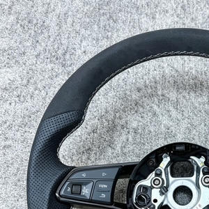 Volante de Cuero Perforado Completo para <span class=keywords><strong>Audi</strong></span> A3, 8V A4 A5 <span class=keywords><strong>A6</strong></span> C6 A7 A8 C7 C8 A8 S3 S4 S5 S6 B8 Rs3 Rs5 Rs6 Rs7 Q3 Q5 Q7 - Product Image 5