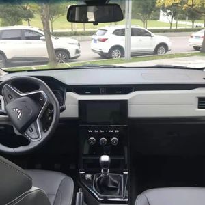 2025ใหม่จากประเทศจีน Wuling Hongguang PLUS รถมินิบัสที่คุ้มค่าใช้จ่ายสำหรับผู้ใหญ่รถตู้ขนาดเล็ก - Product Image 5