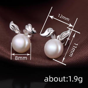 Pendientes elegantes con forma de conejo con perlas de imitación chapadas en plata para mujer, diseño clásico de animales, joyería de regalo - Product Image 5