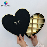 Emballage cadeau de luxe Emballage en carton personnalisé pour la Saint-Valentin Boîtes noires en forme de coeur pour cadeau chocolat amour