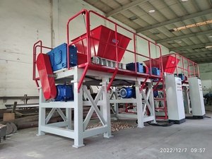 Déchiqueteur industriel de pneus usagés <span class=keywords><strong>TIMO</strong></span> HD1055 60KW à haut rendement et faible consommation, avec moteur à engrenages, roulement et inversion automatique en cas de surcharge - Product Image 2