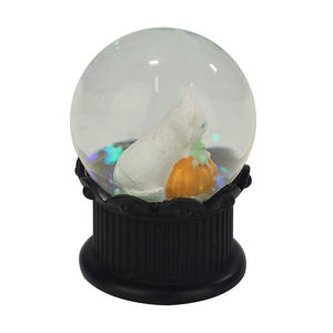 Globo de nieve de gato de cristal con Base de resina brillante al por mayor lindo de lujo personalizado con Gato Negro en el interior para regalos de recuerdo - Product Image 4