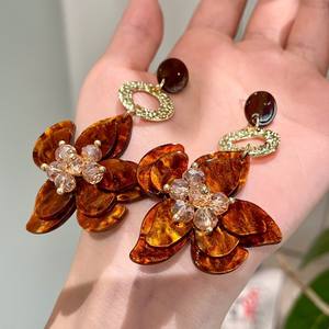 Pendientes de Flores de Resina Acrílica, Chapados en Oro, Estilo Bohemia, Joyería para Mujer para Fiestas - Product Image 1