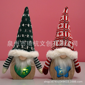 ตุ๊กตาโนมไม้คริสต์มาสพร้อมไฟ LED หมวกสีแดง ของตกแต่งภายในบ้าน ของขวัญ - Product Image 5