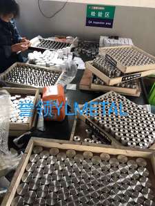 Y L le support d'entretoise de style le plus moderne garde-corps en verre noir trempé sans cadre - Product Image 4