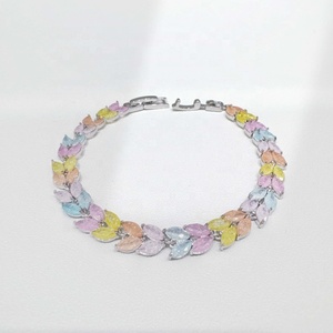 Bracelet en argent sterling 925 plaqué or avec pierres colorées, style mode féminin, zircon cubique taille poire, idéal pour les fêtes - Product Image 4