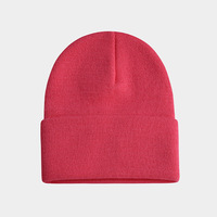 Bonnet d'hiver en acrylique durable 90g avec motif côtelé serré et ajustement extensible sans couture, idéal pour le sport, les trajets quotidiens et une utilisation décontractée