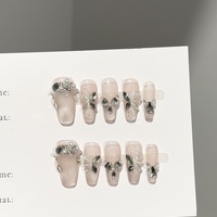 Faux ongles à presser personnalisés faits main de luxe, couleur nude marron, style French Cat Eye, avec strass papillon 3D