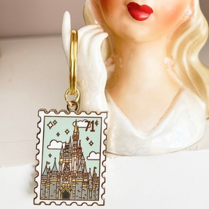 Sellos Vintage Castillo <span class=keywords><strong>de</strong></span> <span class=keywords><strong>Cenicienta</strong></span> Esmalte Llavero Sellos Personalizables Diseño Viaje Regalo Conmemorativo - Product Image 5
