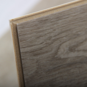 SPC Autoadhesivo Moderno para Cocina y Sala de Estar, Diseño Gráfico 3D con Textura de Madera Natural de Roble, Nogal y Arce, Ecológico e Impermeable - Product Image 3