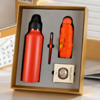 Ensemble cadeau d'entreprise avec logo personnalisé comprenant une tasse de qualité supérieure et un parapluie pliable pour les événements d'entreprise et la promotion de la marque