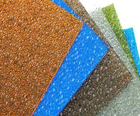 Panneau de polycarbonate en relief antidérapant de 5mm résistant aux chocs panneau de marche industriel Durable pour les Applications de toit extérieur moderne