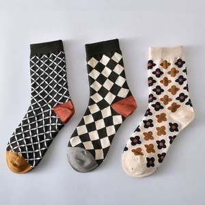 Mid-calf Cotton Flower <b>Socks</b> Crew Mid Tube <b>Socks</b> for Women Sweat Absorption Soft <b>Socks</b> - Product Image 3