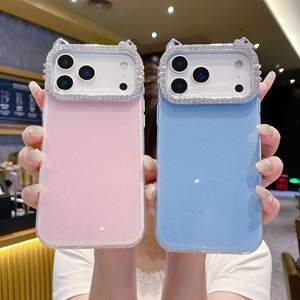 Custodia per cellulare di lusso con design gatto carino e fotocamera per <span class=keywords><strong>iPhone</strong></span> 17 Air 16 15 14 13 <span class=keywords><strong>12</strong></span> <span class=keywords><strong>Pro</strong></span> <span class=keywords><strong>Max</strong></span>, cover posteriore in TPU con lente IMD e fiocco dorato - Product Image 1