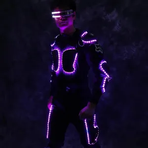 ¡Venta caliente 2023! Traje LED Disfraces Ropa Luces LED Traje de Batalla Láser luminoso Ropa de actuación de baile de escenario para la noche