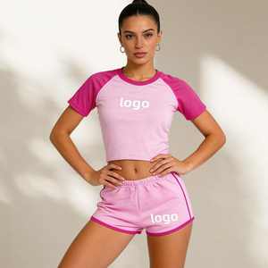 Ensemble deux pièces d'été personnalisé avec logo pour femme : débardeur court et t-shirt à manches courtes, idéal pour le sport et le jogging - Product Image 1