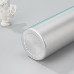 Bouteille d'eau en aluminium sport personnalisable de 700 ml, recyclée, avec bouchon à vis et poignée en silicone, légère, sans BPA - Product Image 5