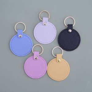 Llavero de Cuero de Lujo con Forma de Corazón, Llaveros Personalizados con Logotipo, Accesorios con Forma de Corazón, Anillo para Llaves de Coche, Colgante para Bolso, Llavero de Cuero PU con Borla - Product Image 6