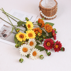 Tournesol Artificiel en Soie à 7 Têtes, Style Pastoral Mori, Composition Florale Décorative Douce pour la Maison - Product Image 3