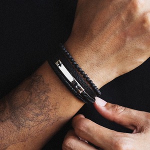 2025 luxe logo personnalisé cadeau en acier inoxydable pierres naturelles vache manchette peau de vache <span class=keywords><strong>Bracelet</strong></span> en <span class=keywords><strong>cuir</strong></span> hommes <span class=keywords><strong>Bracelet</strong></span> en <span class=keywords><strong>cuir</strong></span> - Product Image 1