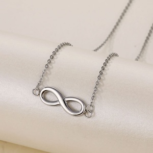 Collier pendentif infini en or 18 carats en forme de chiffre 8, vente en gros Chine - Product Image 5