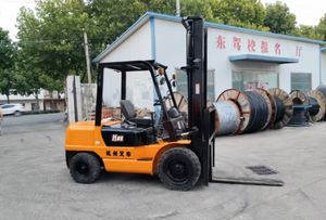 Meilleure marque chinoise Hangzhou H35 Chariot élévateur diesel 3,5 tonnes d'occasion avec 1 an de garantie et longueur de fourche de 1200 mm - Product Image 4